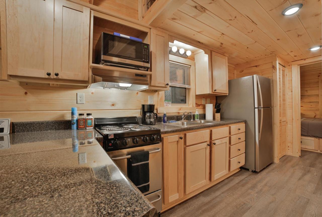 Ernie Cabin Wauhatchie Woodlands Tiny Cabin Чаттануґа Екстер'єр фото