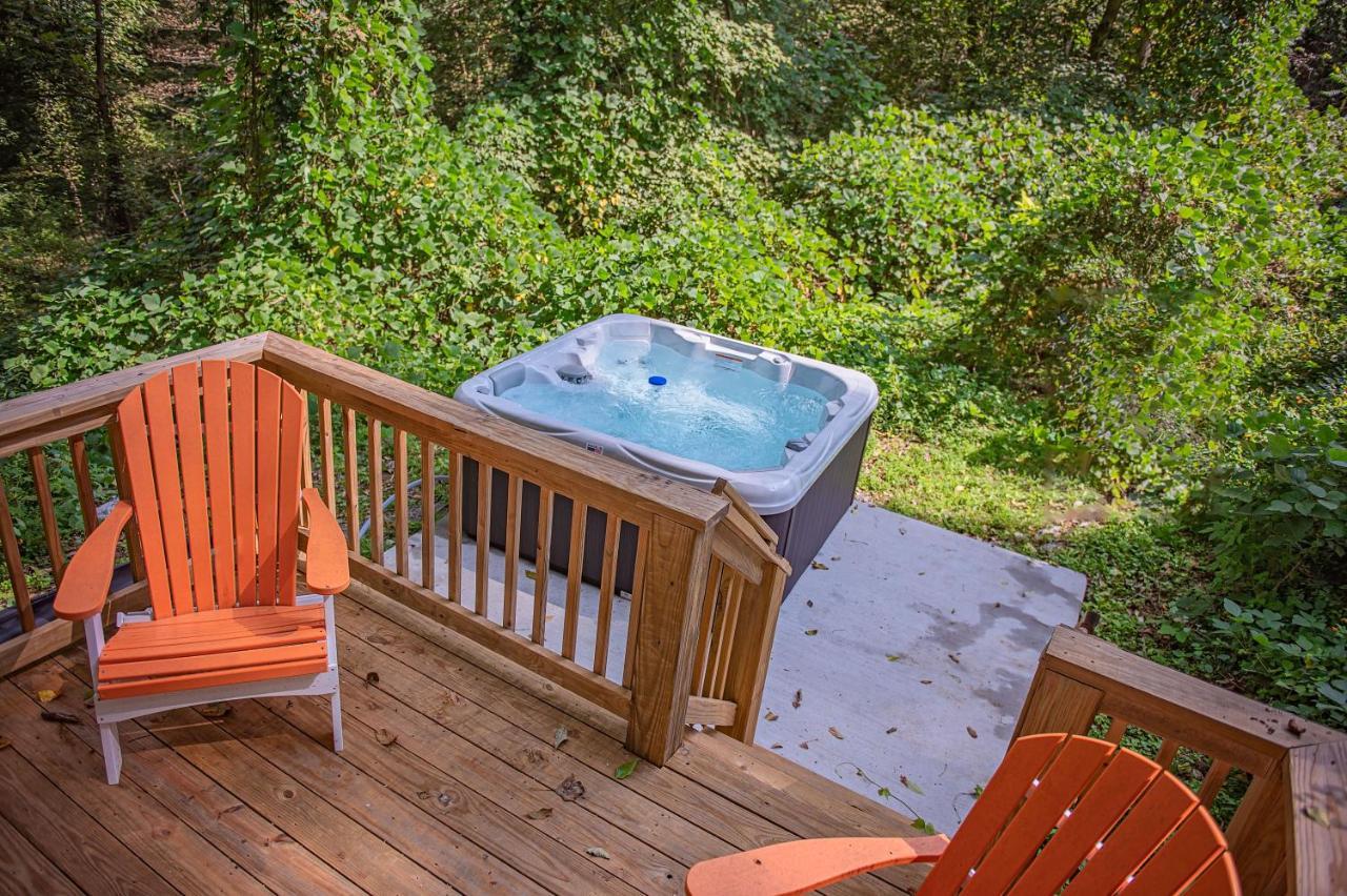 Ernie Cabin Wauhatchie Woodlands Tiny Cabin Чаттануґа Екстер'єр фото