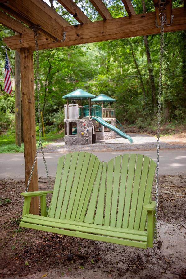 Ernie Cabin Wauhatchie Woodlands Tiny Cabin Чаттануґа Екстер'єр фото